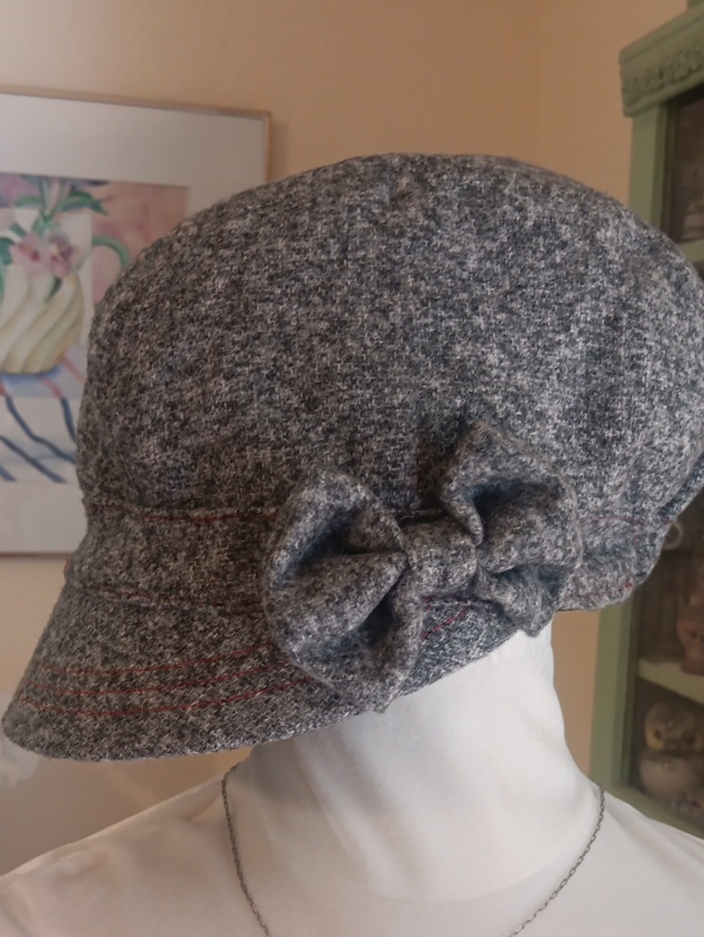 Jeanne Simmond Gray Bow Accent Newsboy Cap
